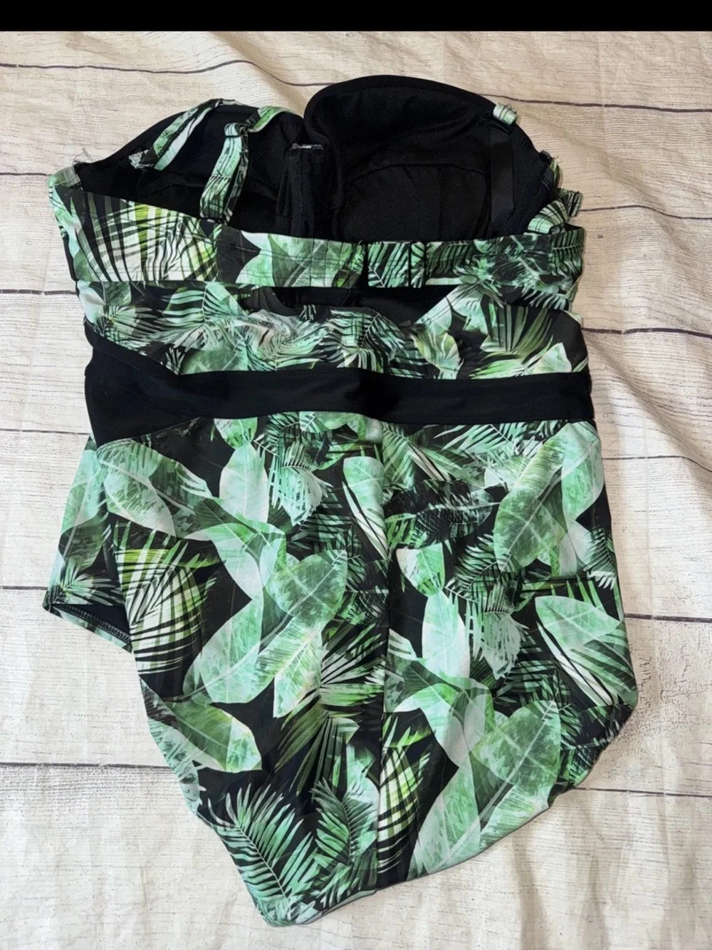 TORRID VIXEN PALM CUTOUT MESH UNDERWIRE PUSH UP ONE PIECE SWIMSUIT 2 2X Green